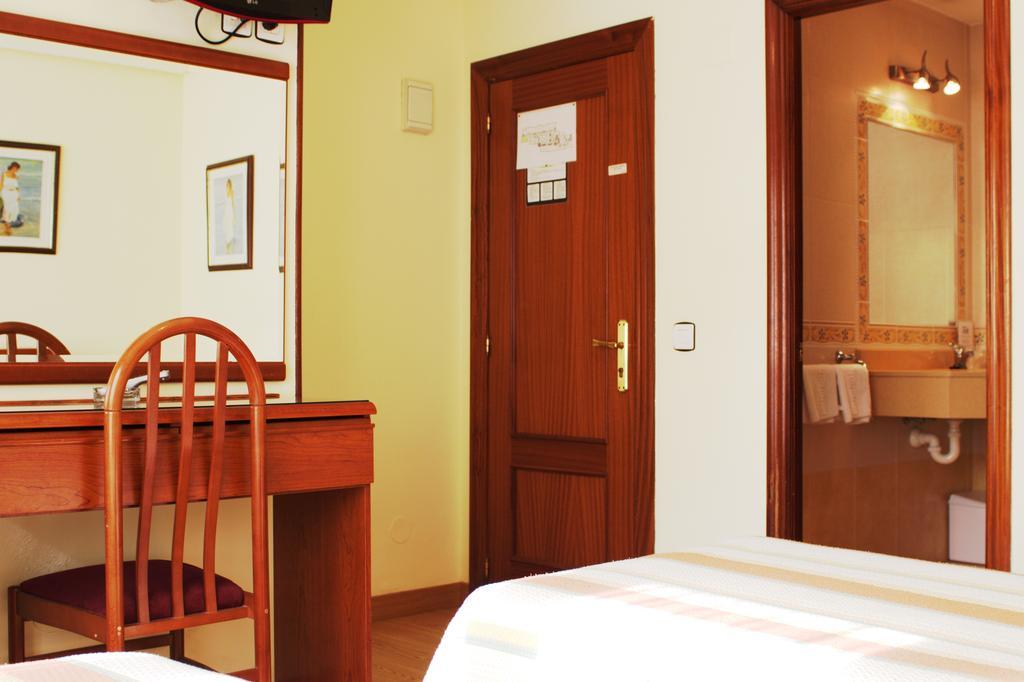 סנטנדר Hotel San Glorio חדר תמונה