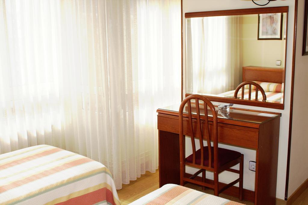 סנטנדר Hotel San Glorio חדר תמונה