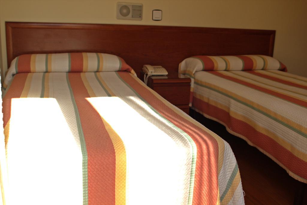 סנטנדר Hotel San Glorio חדר תמונה